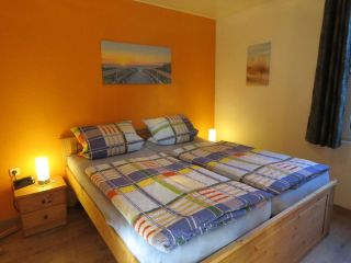 Ferienhaus Holtgast Ferienhaus Mariechen mit Sauna picture 2
